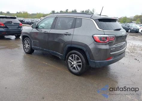 2018 Jeep Compass Latitude 4X4 из США, поврежденный, VIN 3C4NJDBB5JT112368